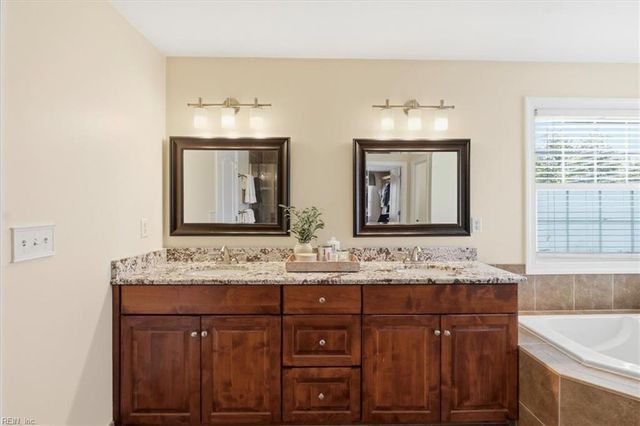 121 Ravenna CRSE, Chesapeake, VA 23322