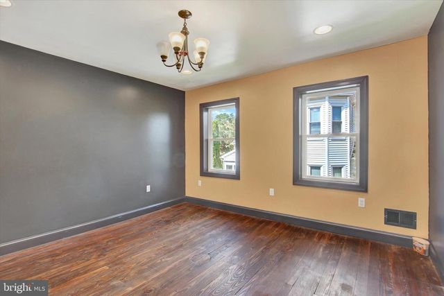 2859 CENTENNIAL RD, Hanover, PA 17331