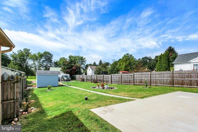 2859 CENTENNIAL RD, Hanover, PA 17331