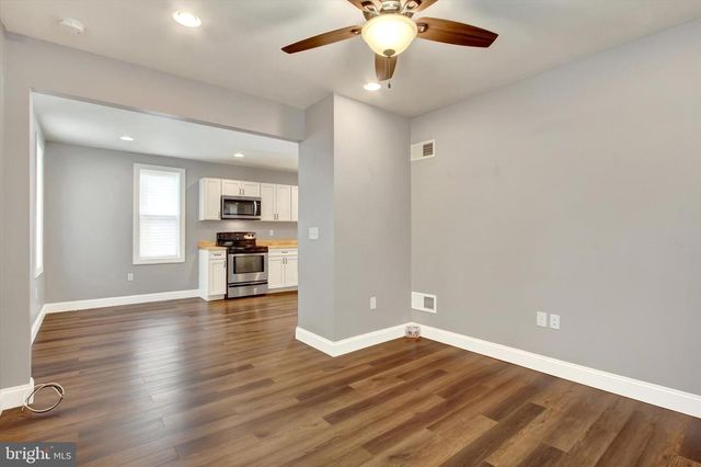 2859 CENTENNIAL RD, Hanover, PA 17331