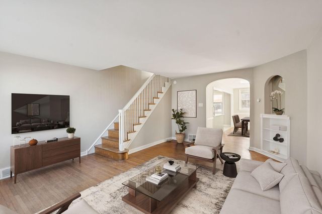 1129 E PHIL ELLENA ST, Philadelphia, PA 19150