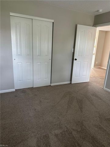 1605 Woodstock CT, Chesapeake, VA 23320