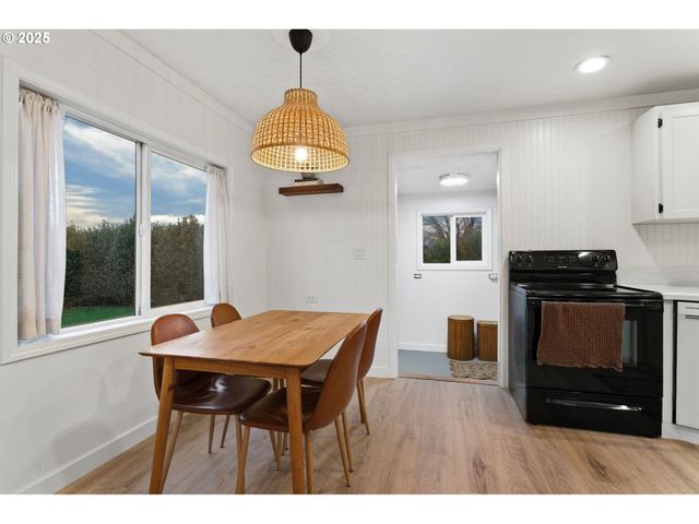 501 E JONES St, Yacolt, WA 98675