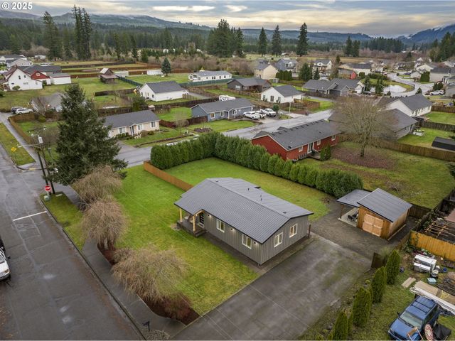 501 E JONES St, Yacolt, WA 98675