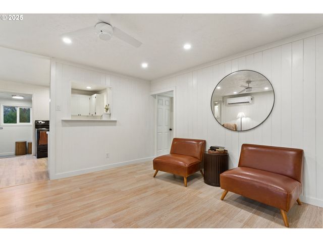 501 E JONES St, Yacolt, WA 98675