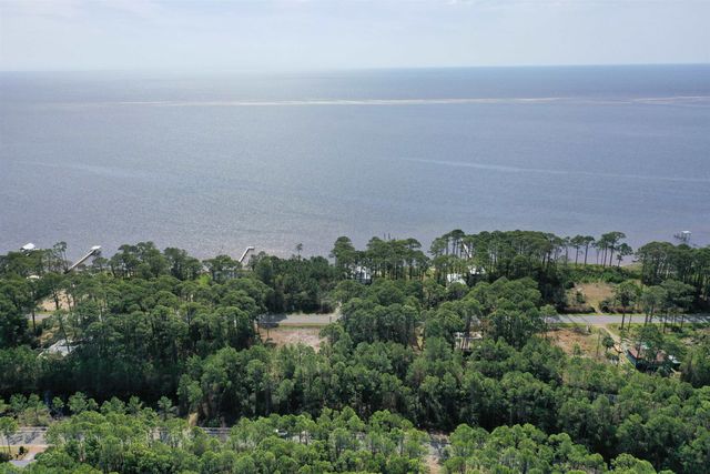 128 Royal Tern Way, Carrabelle, FL 32322