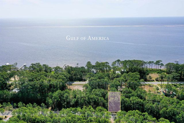 128 Royal Tern Way, Carrabelle, FL 32322