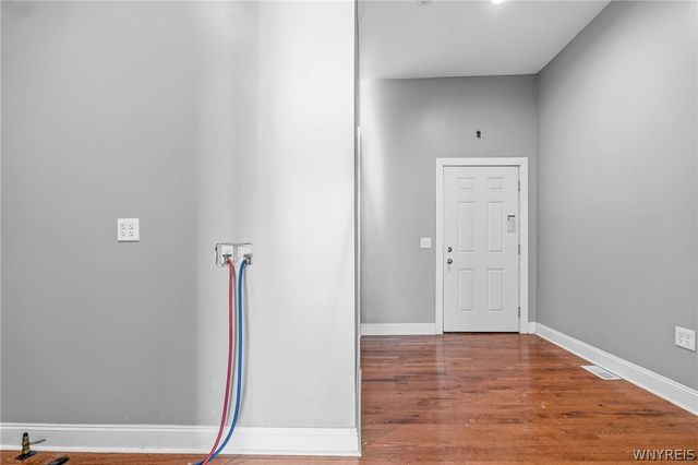 2096 Seneca Street, Buffalo, NY 14210