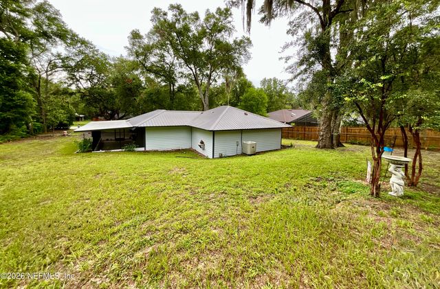 468 SE 28TH Way, Melrose, FL 32666