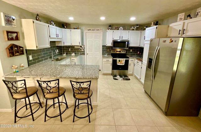 468 SE 28TH Way, Melrose, FL 32666