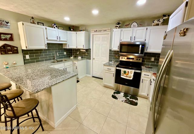 468 SE 28TH Way, Melrose, FL 32666