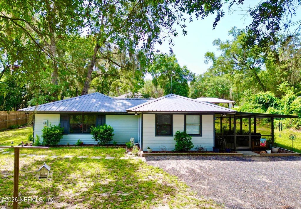 468 SE 28TH Way, Melrose, FL 32666