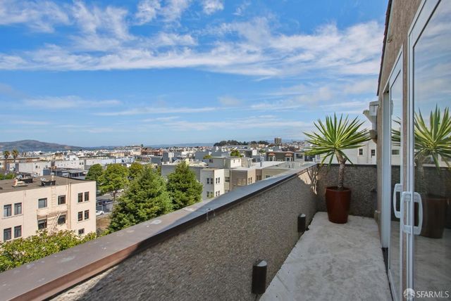 2550 Greenwich Street, San Francisco, CA 94123
