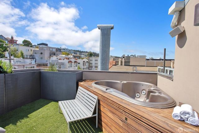 2550 Greenwich Street, San Francisco, CA 94123