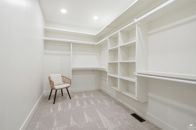 3508 N Pinehurst Circle, Manhattan, KS 66503