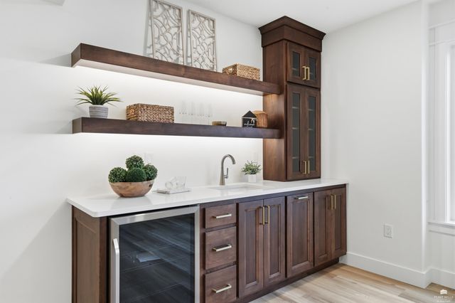 3508 N Pinehurst Circle, Manhattan, KS 66503