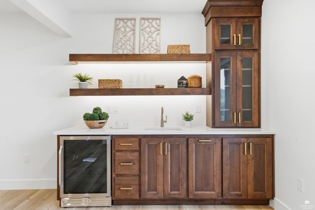 3508 N Pinehurst Circle, Manhattan, KS 66503