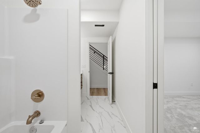 3508 N Pinehurst Circle, Manhattan, KS 66503