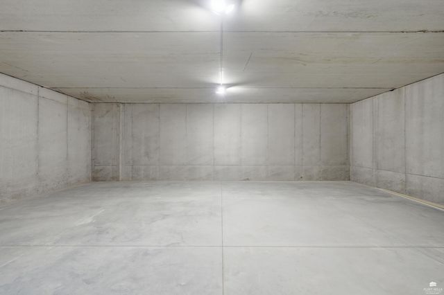 3508 N Pinehurst Circle, Manhattan, KS 66503