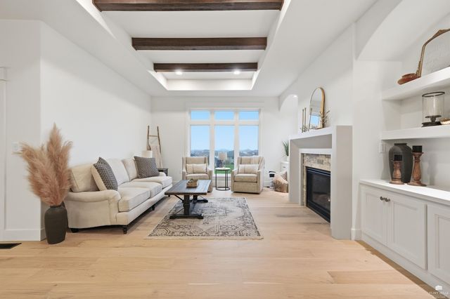 3508 N Pinehurst Circle, Manhattan, KS 66503