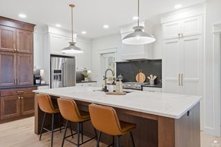 3508 N Pinehurst Circle, Manhattan, KS 66503