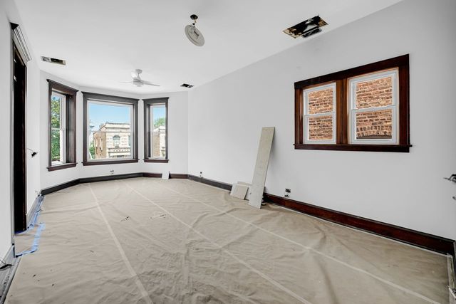 4339 W Monroe Street, Chicago, IL 60624