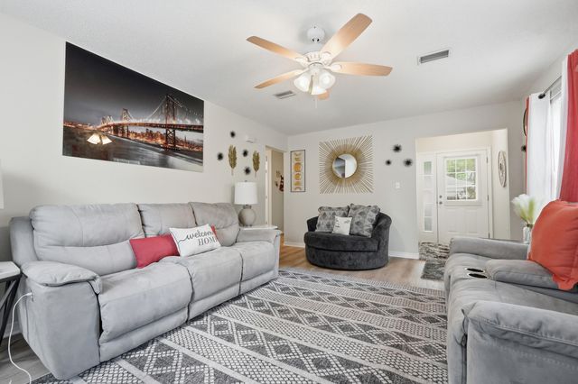 925 Scenic Oak Lane, Fort Walton Beach, FL 32547