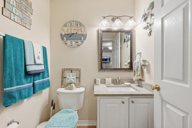 925 Scenic Oak Lane, Fort Walton Beach, FL 32547