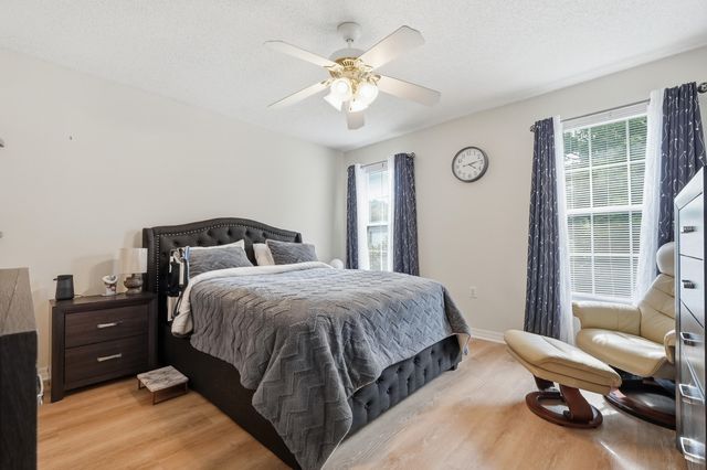 925 Scenic Oak Lane, Fort Walton Beach, FL 32547