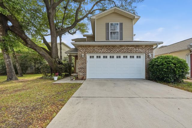 925 Scenic Oak Lane, Fort Walton Beach, FL 32547