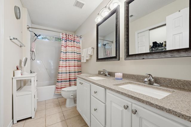 925 Scenic Oak Lane, Fort Walton Beach, FL 32547