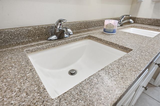 925 Scenic Oak Lane, Fort Walton Beach, FL 32547