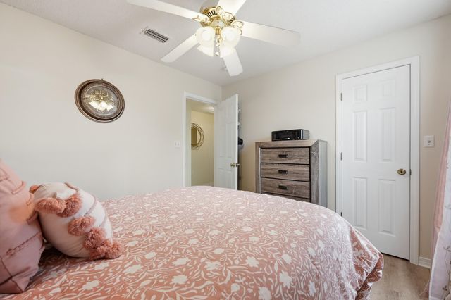 925 Scenic Oak Lane, Fort Walton Beach, FL 32547