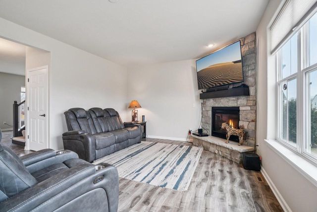 609 Westlawn AVENUE, Mukwonago, WI 53149