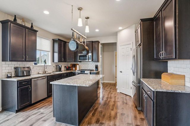 609 Westlawn AVENUE, Mukwonago, WI 53149