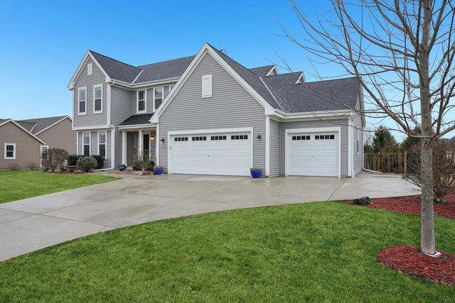 609 Westlawn AVENUE, Mukwonago, WI 53149