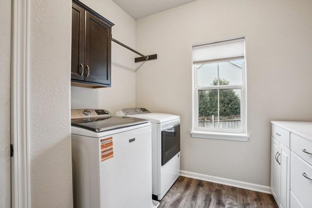 609 Westlawn AVENUE, Mukwonago, WI 53149