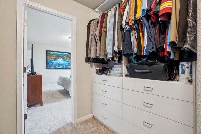 609 Westlawn AVENUE, Mukwonago, WI 53149