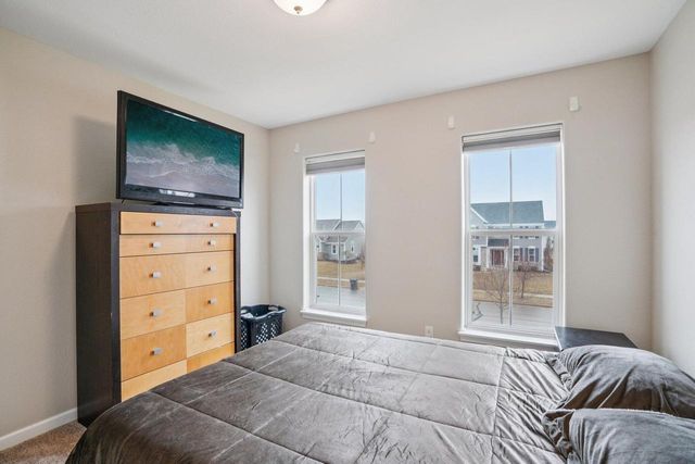 609 Westlawn AVENUE, Mukwonago, WI 53149