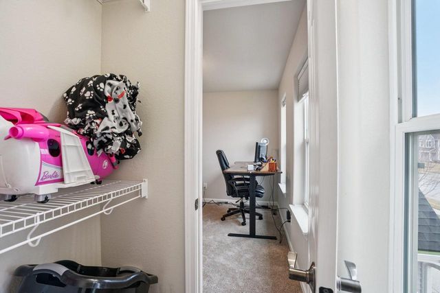 609 Westlawn AVENUE, Mukwonago, WI 53149