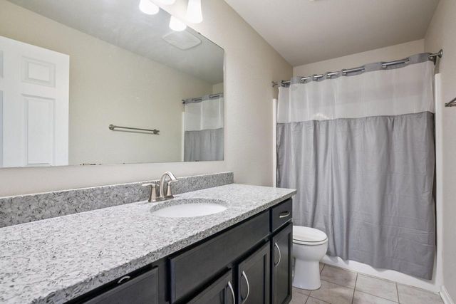 609 Westlawn AVENUE, Mukwonago, WI 53149