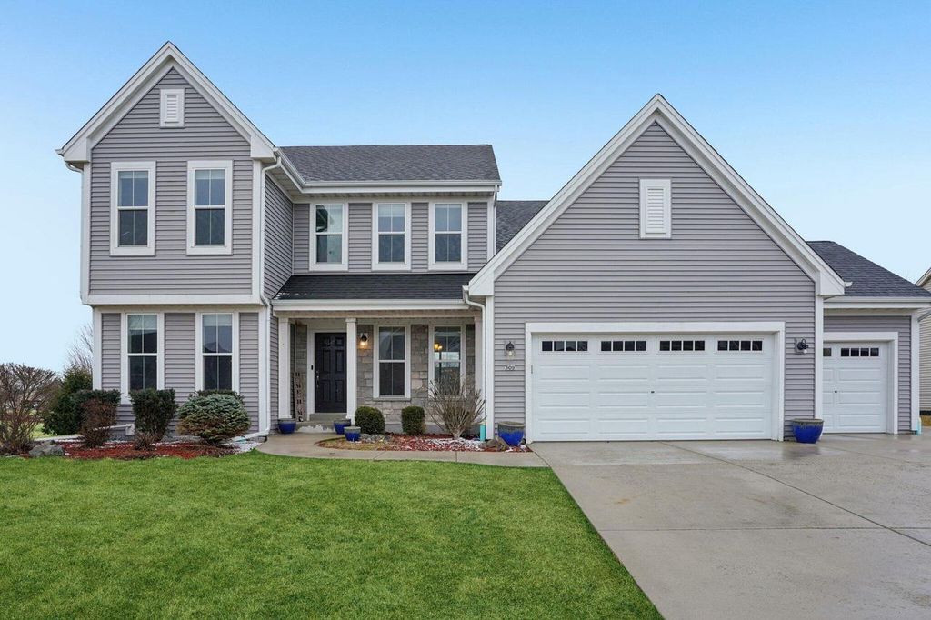 609 Westlawn AVENUE, Mukwonago, WI 53149