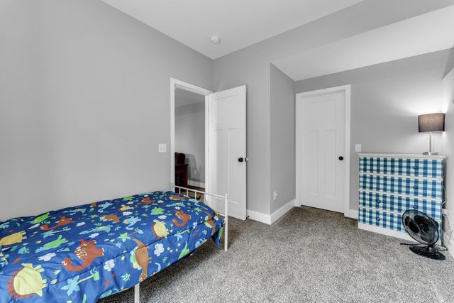 1444 E Macon Street, Republic, MO 65738
