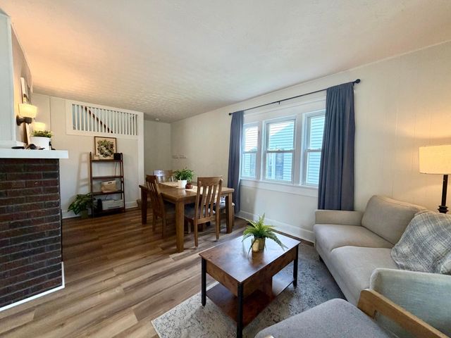245 Cambria Street, Newark, OH 43055