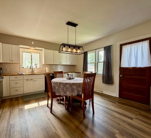 245 Cambria Street, Newark, OH 43055