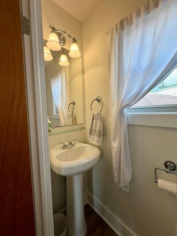 245 Cambria Street, Newark, OH 43055