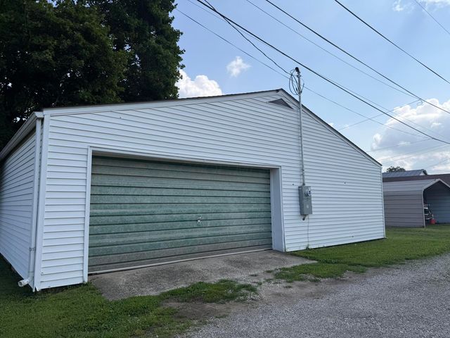 245 Cambria Street, Newark, OH 43055