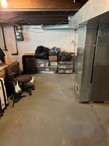 245 Cambria Street, Newark, OH 43055