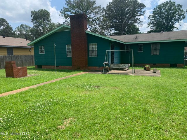 1360 Brinkley Drive, Jackson, MS 39213