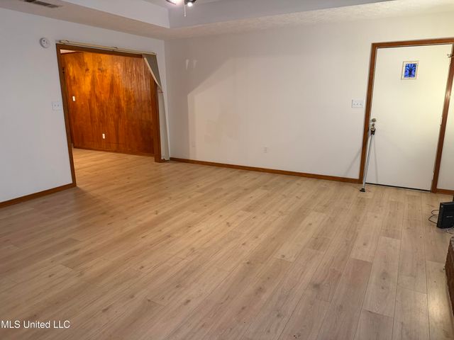 1360 Brinkley Drive, Jackson, MS 39213